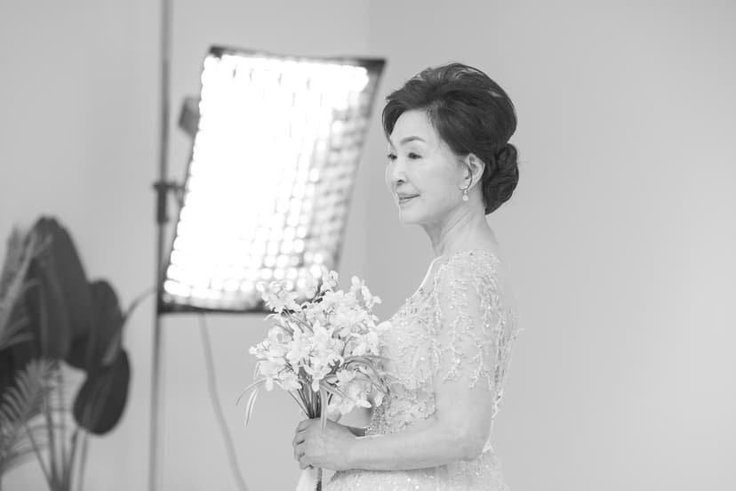 핑크 컨셉 가족 사진 - 아름다운 배경의 가족 촬영